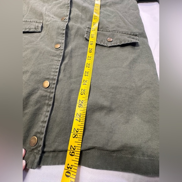 RUNWAY PARIS Olive Green Utility Jacket with Floral Embroidery - Size L - Picture 8 of 8